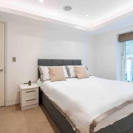 London Mayfair W1 Exterior photo